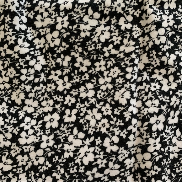 Floral cropped top - Picture 4 of 5